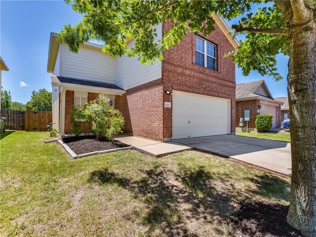 1172 Shadow Creek Blvd - Photo 0