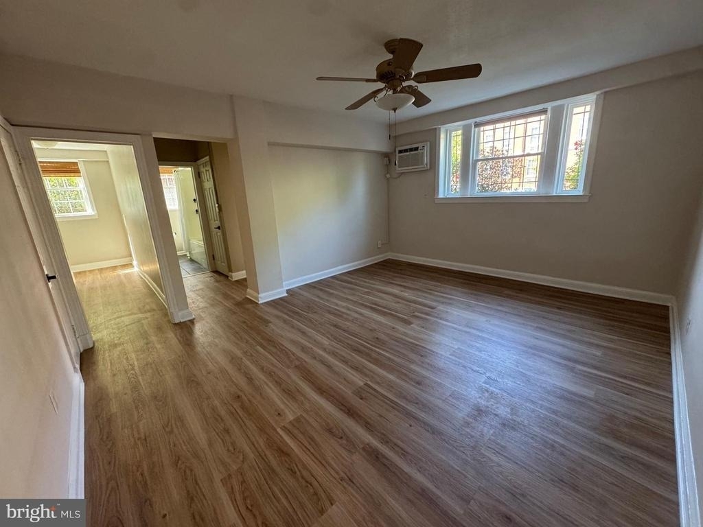 1404 Tuckerman Street Nw - Photo 2