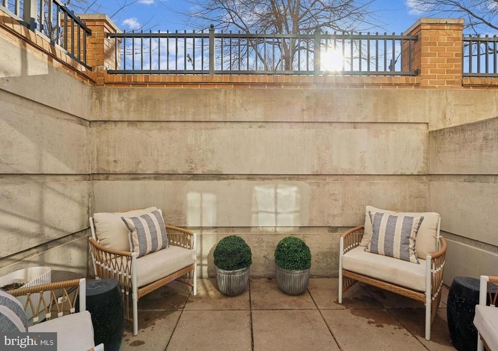 2501 Wisconsin Avenue Nw - Photo 9