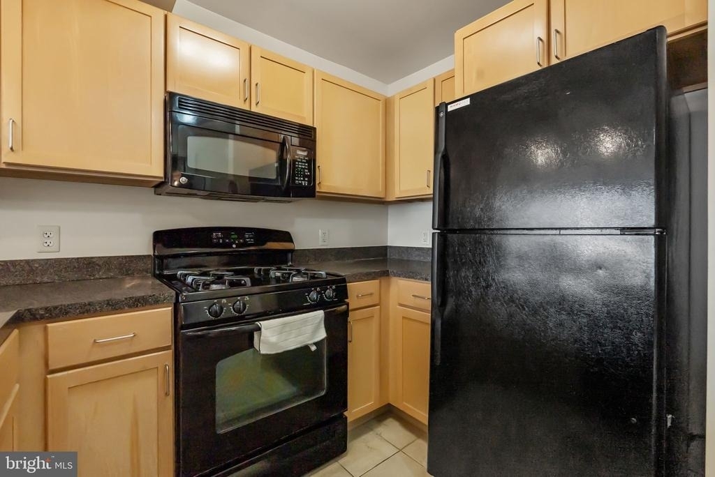 800 4th Street Sw - Photo 5