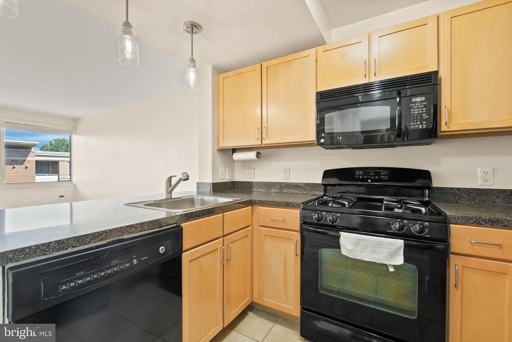 800 4th Street Sw - Photo 4