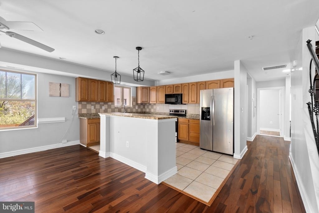 1829 Providence Street Ne - Photo 5