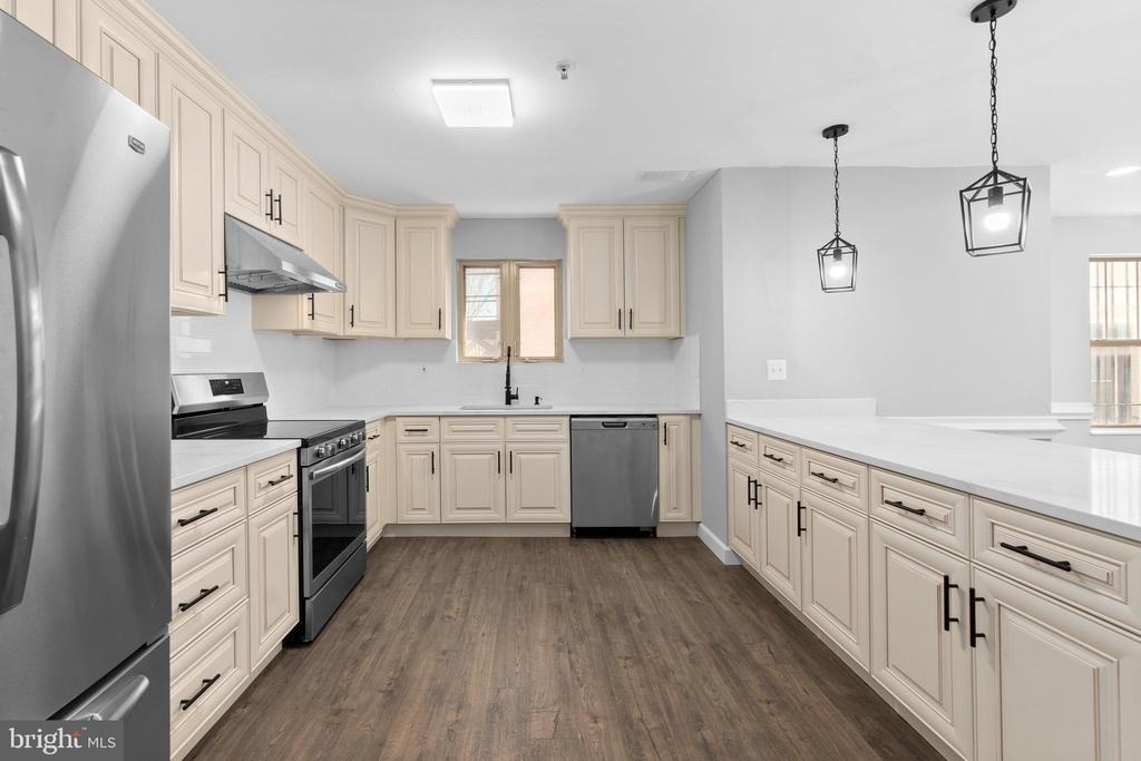 1829 Providence Street Ne - Photo 10
