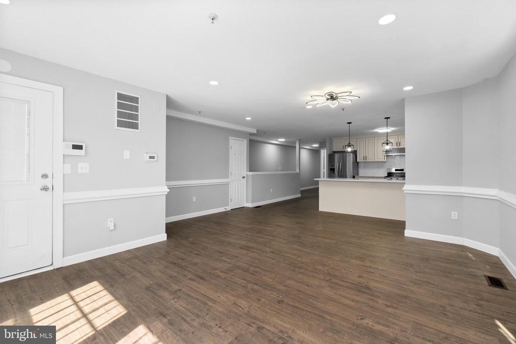 1829 Providence Street Ne - Photo 6