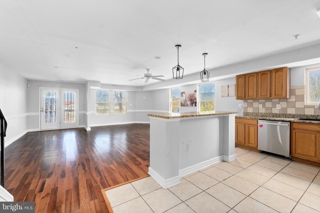 1829 Providence Street Ne - Photo 1