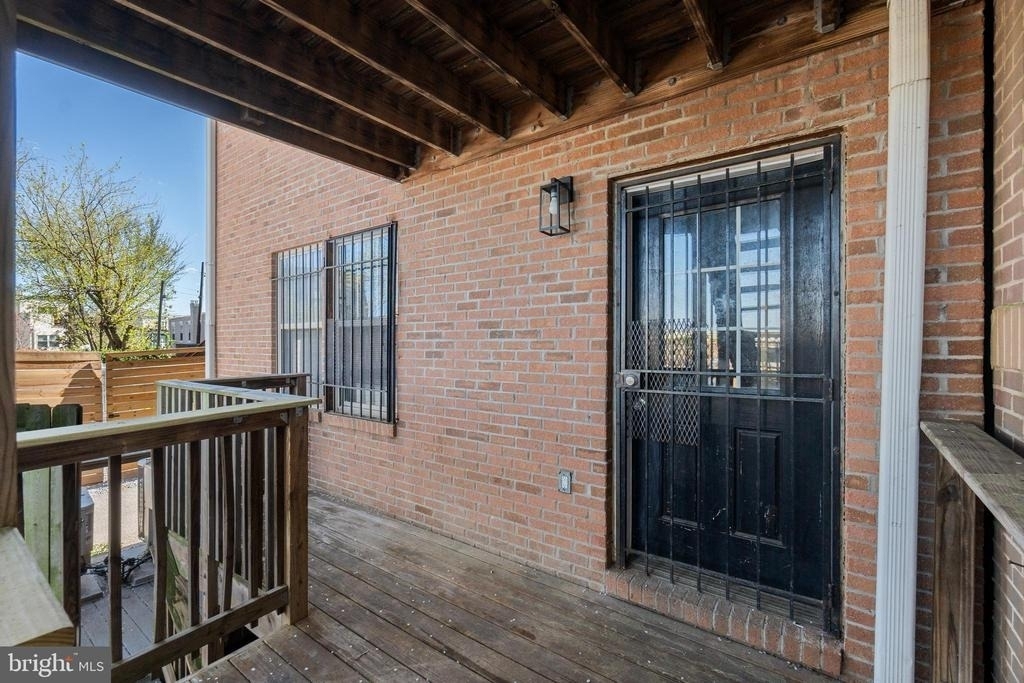 1829 Providence Street Ne - Photo 3