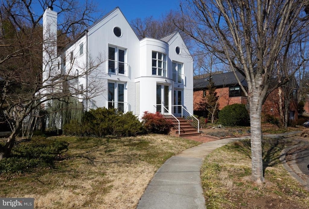 4527 Q Place Nw - Photo 0