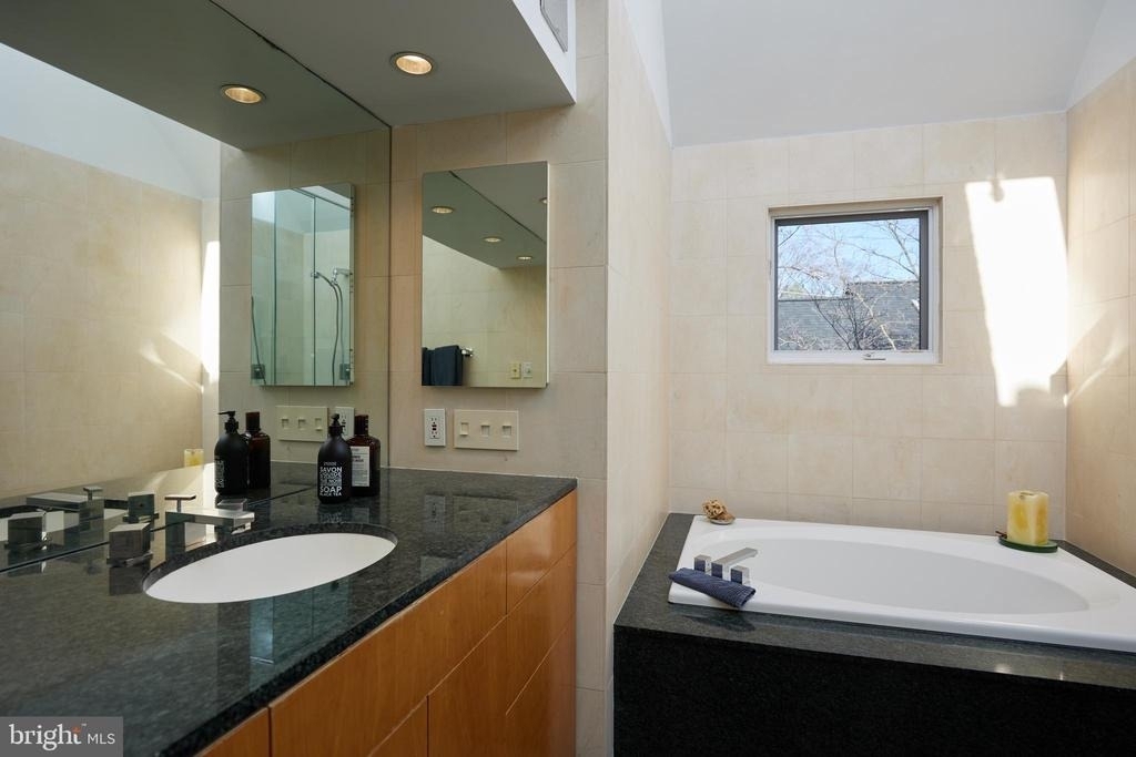 4527 Q Place Nw - Photo 40