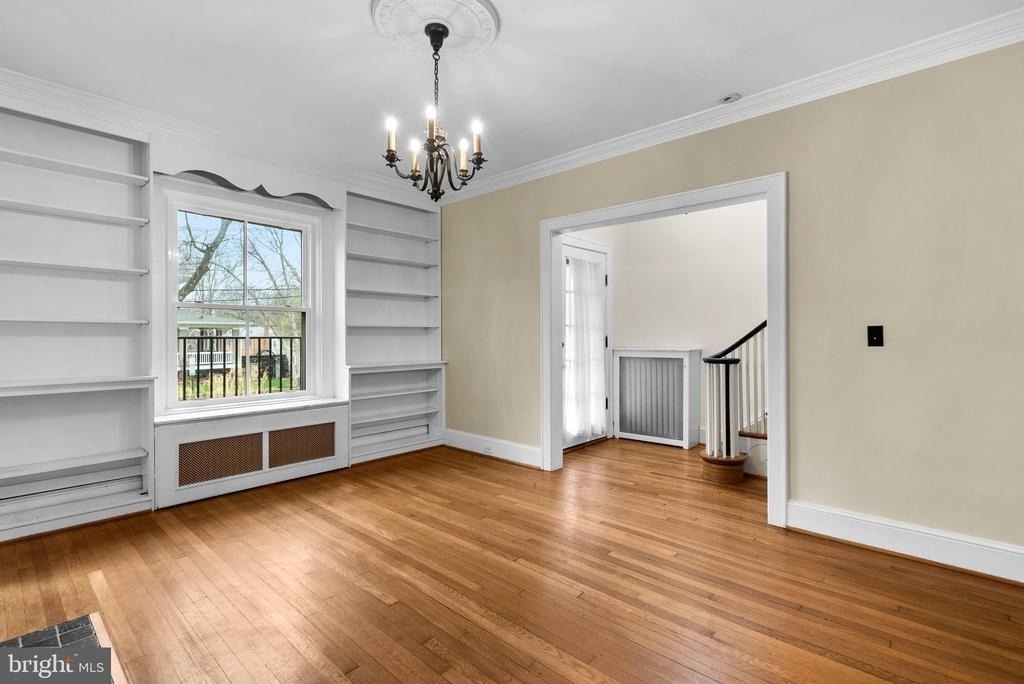 3247 38th Street Nw - Photo 4