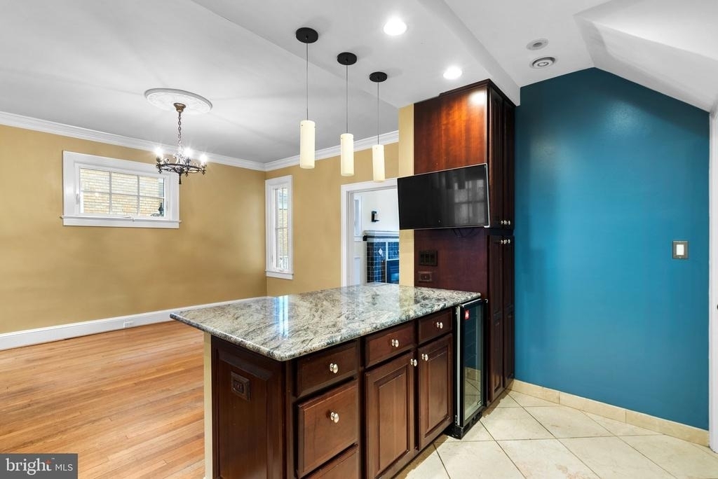 3247 38th Street Nw - Photo 9