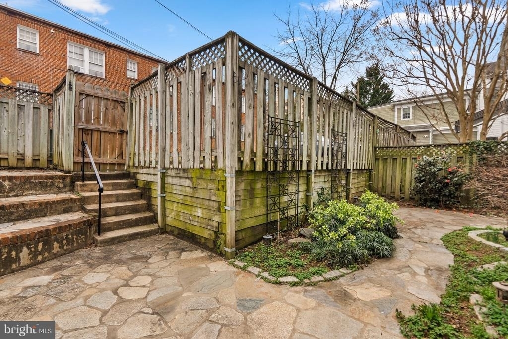 3247 38th Street Nw - Photo 24
