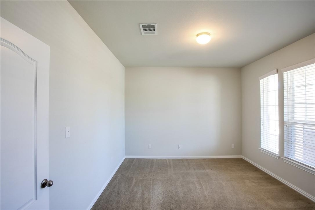 8049 Arezzo Dr - Photo 4
