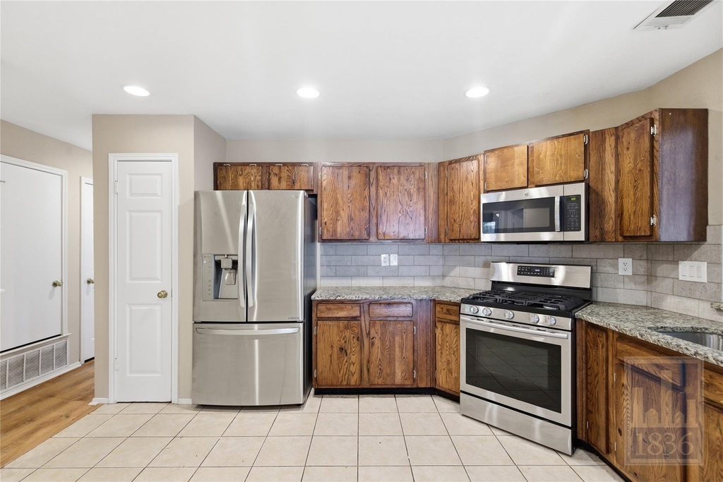 2616 Chowan Cv - Photo 8
