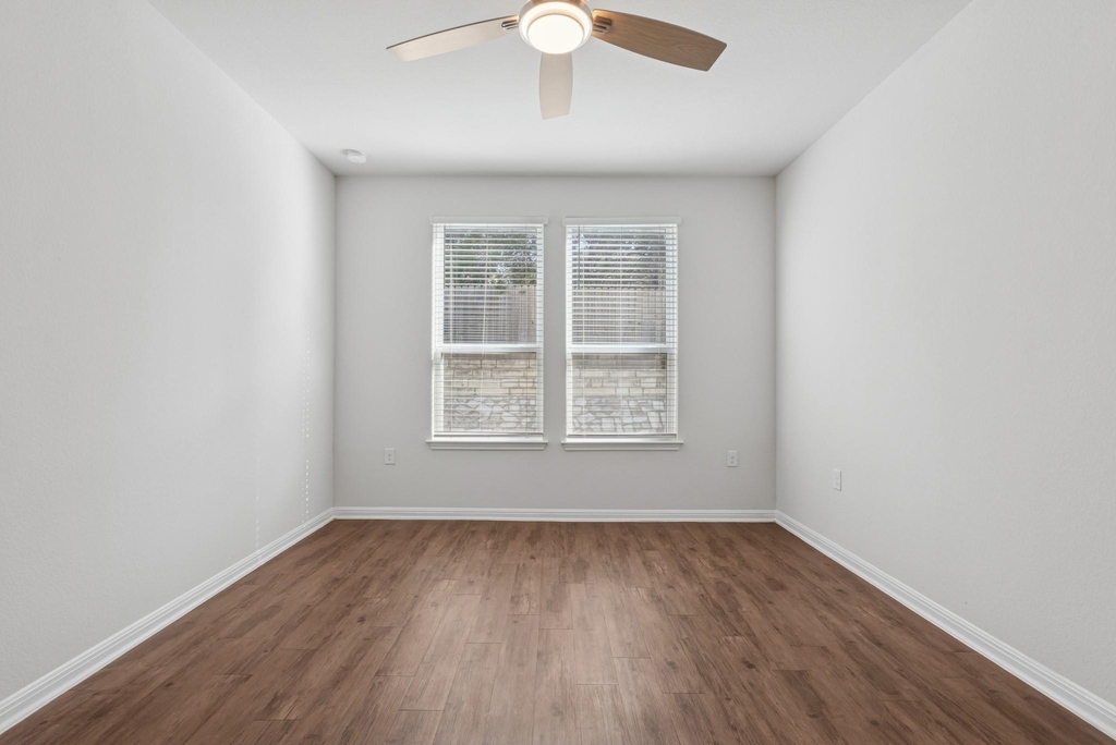 6304 Steep Cactus Trl - Photo 8
