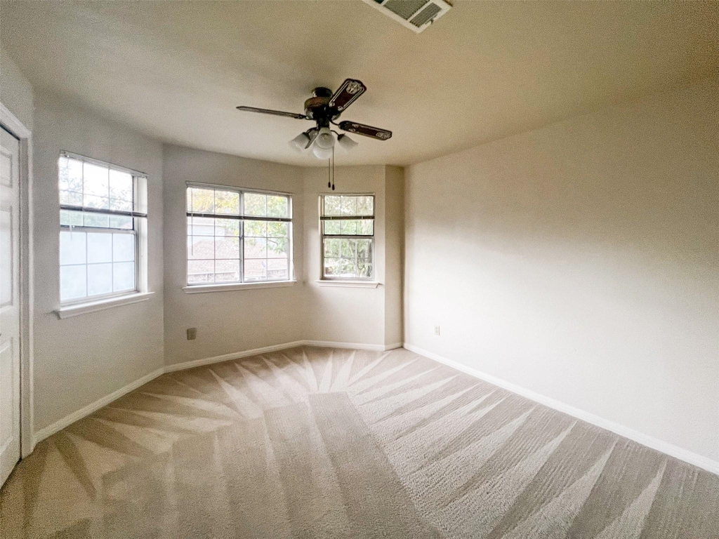 6204 Old Harbor Ln - Photo 18