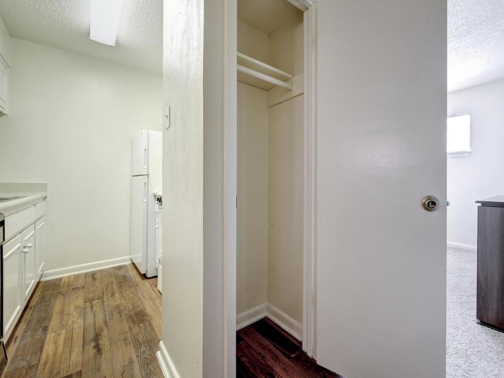 4539 Guadalupe St - Photo 18