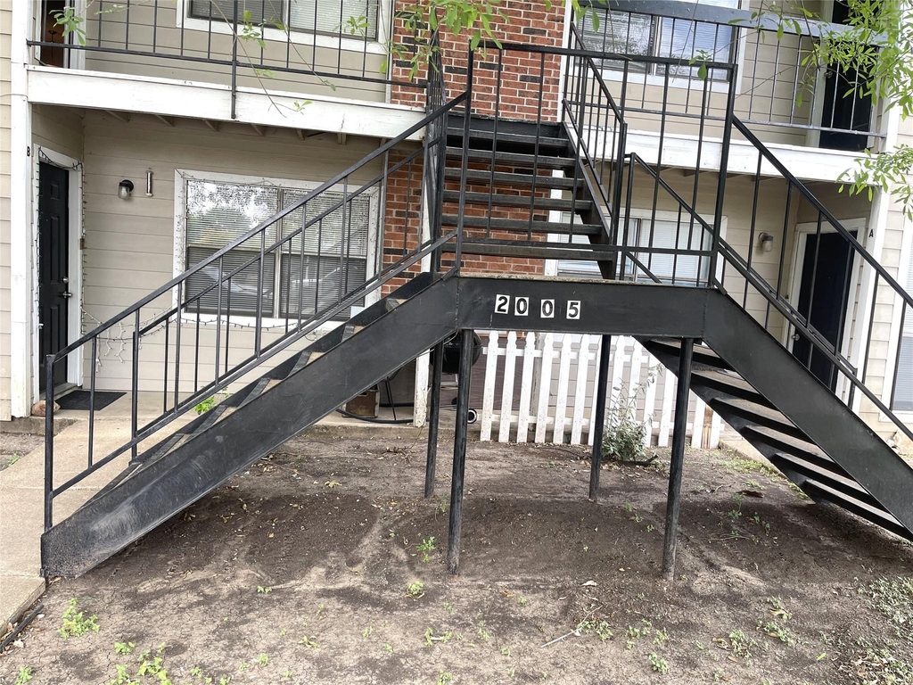 2005 West Loop - Photo 26