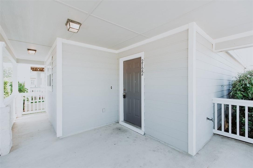 2122 Bluffstone Dr - Photo 1
