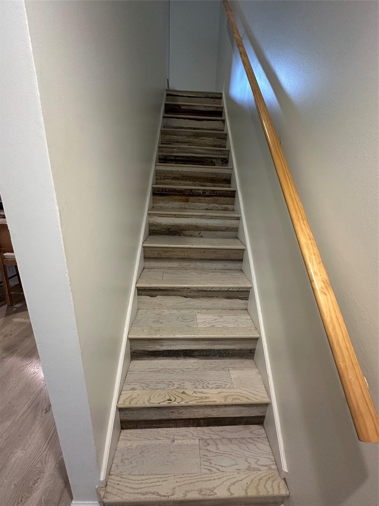 2215 Post Rd - Photo 10
