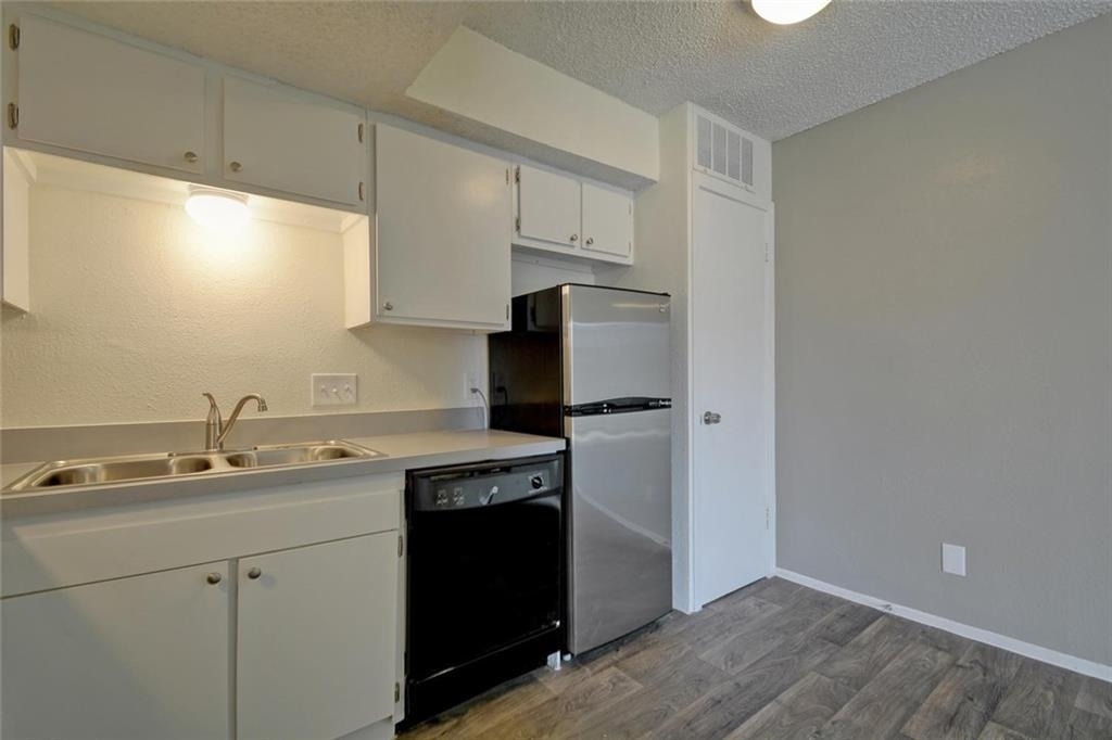 1825 Wooten Park Dr - Photo 10