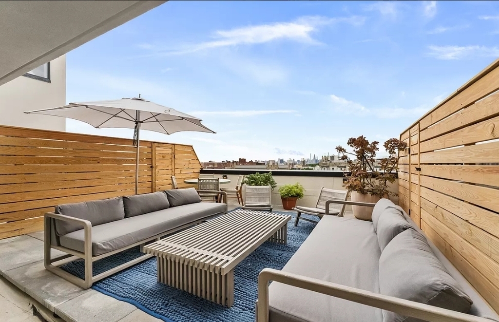 457 West 150th Street - Photo 6
