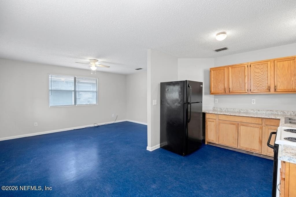 850 Spearing Street - Photo 9