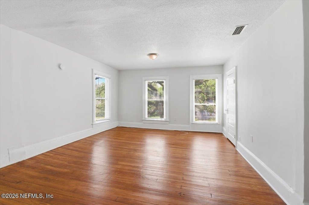 2837 Lydia Street - Photo 2