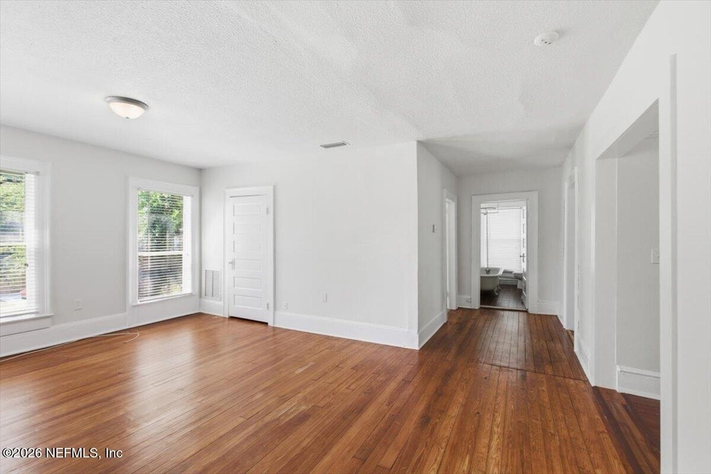 2837 Lydia Street - Photo 4