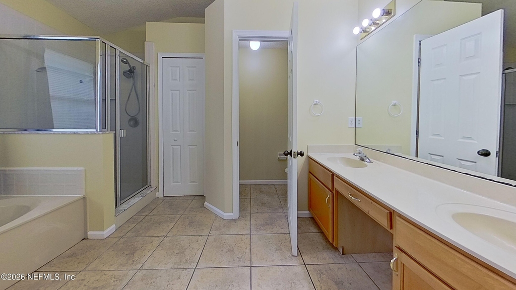 12404 Hatton Chase Lane - Photo 14