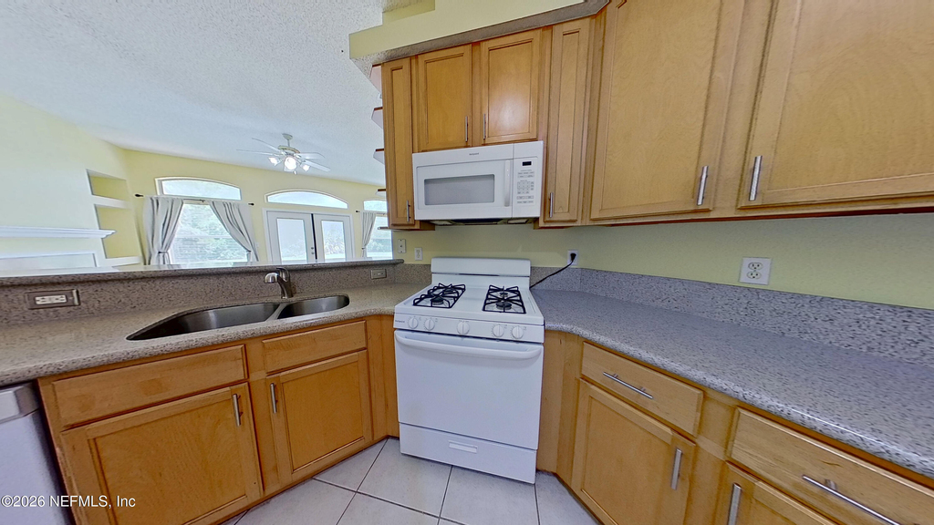 12404 Hatton Chase Lane - Photo 6
