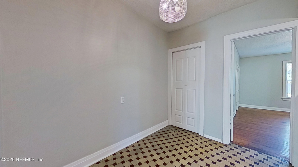 938 Cordova Place - Photo 4