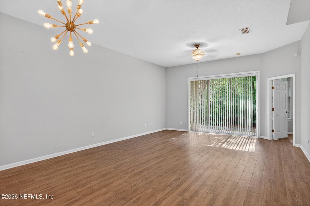 6377 Island Forest Drive - Photo 4