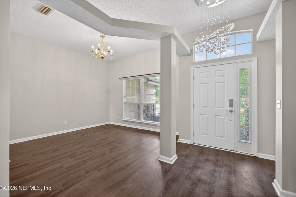648 W Johns Crk Parkway - Photo 4
