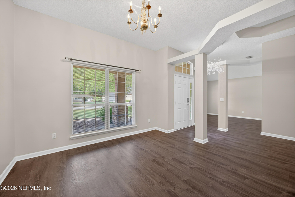 648 W Johns Crk Parkway - Photo 5