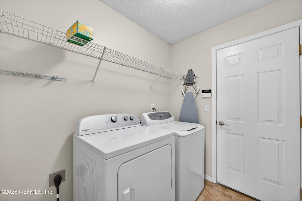 648 W Johns Crk Parkway - Photo 31