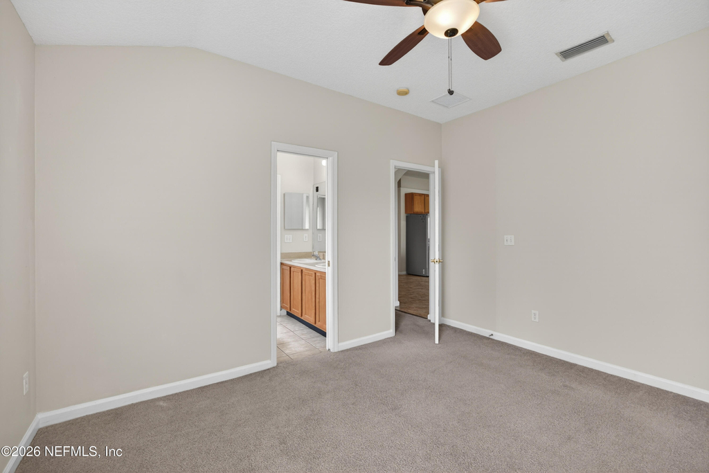 648 W Johns Crk Parkway - Photo 23