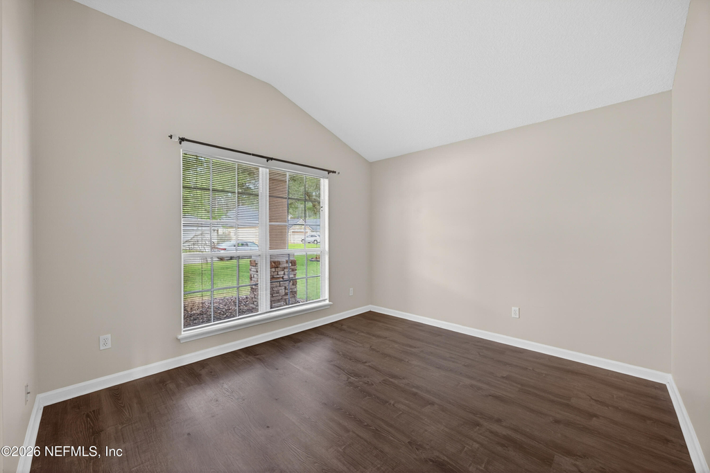 648 W Johns Crk Parkway - Photo 7