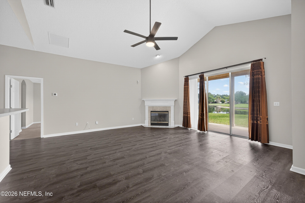 648 W Johns Crk Parkway - Photo 10