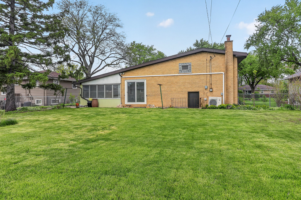 15 W 56th Street - Photo 9
