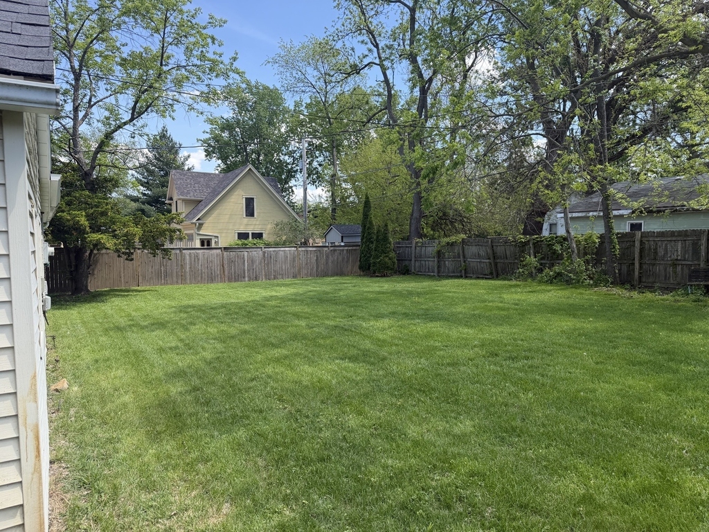 23639 W Chicago Street - Photo 12