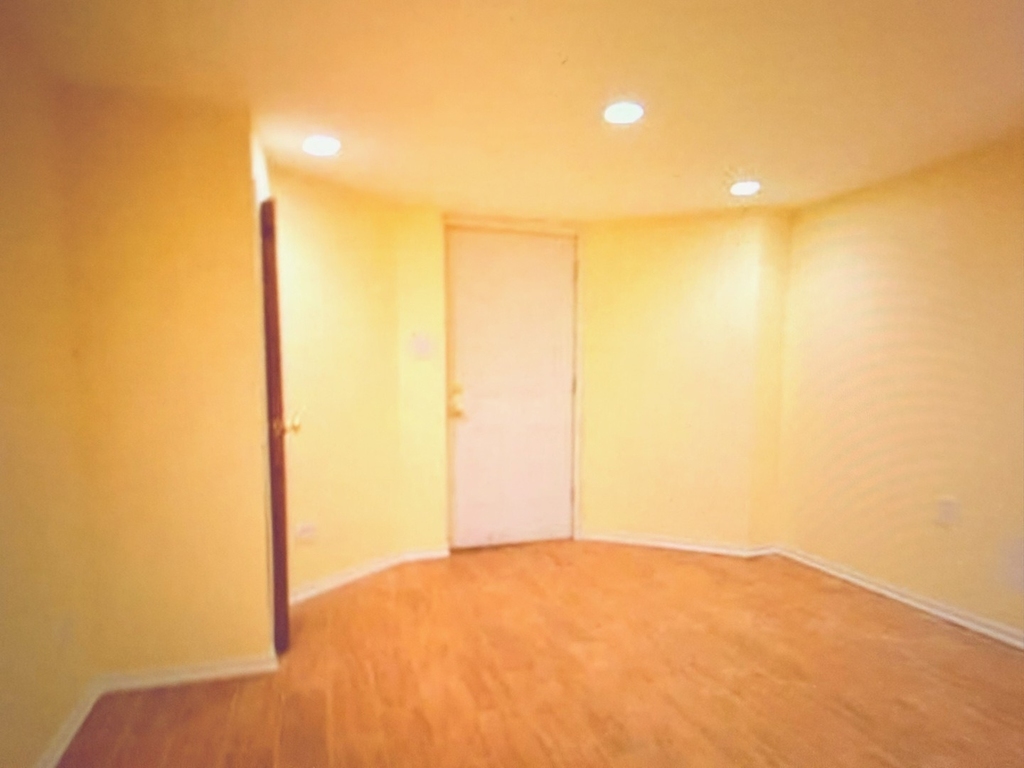 1615 W Foster Avenue - Photo 3