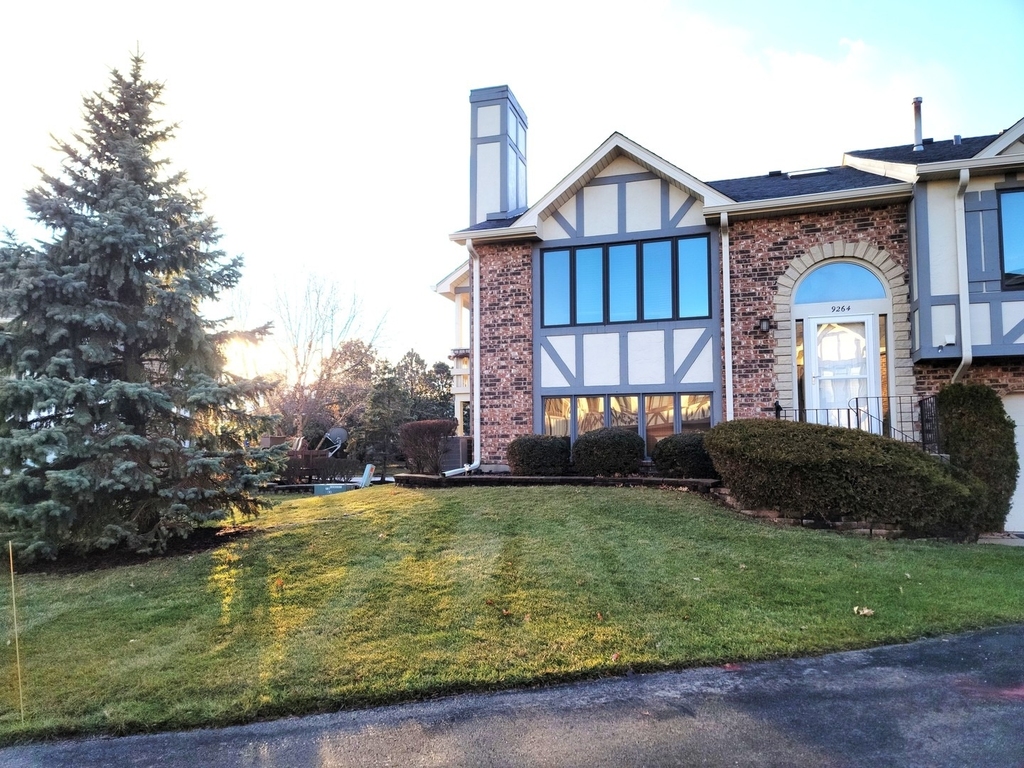 9264 Windsor Parkway - Photo 32