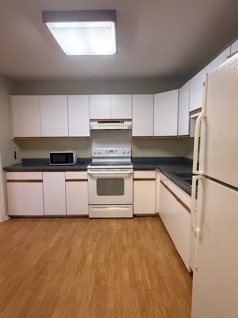 527 W Eastman Street - Photo 6