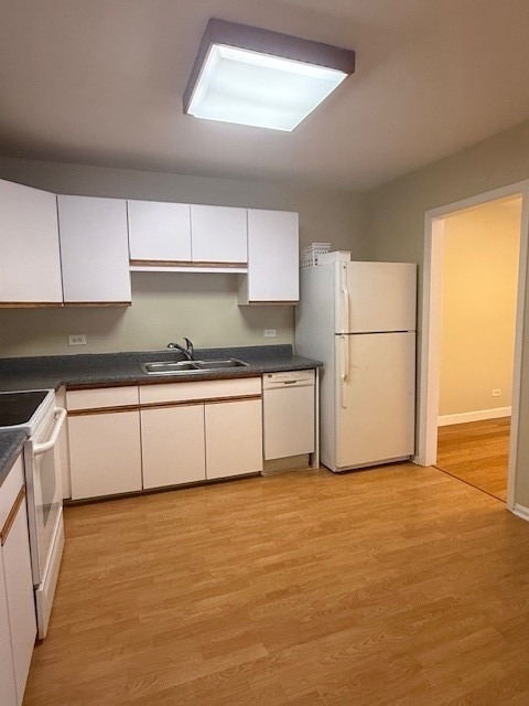 527 W Eastman Street - Photo 7