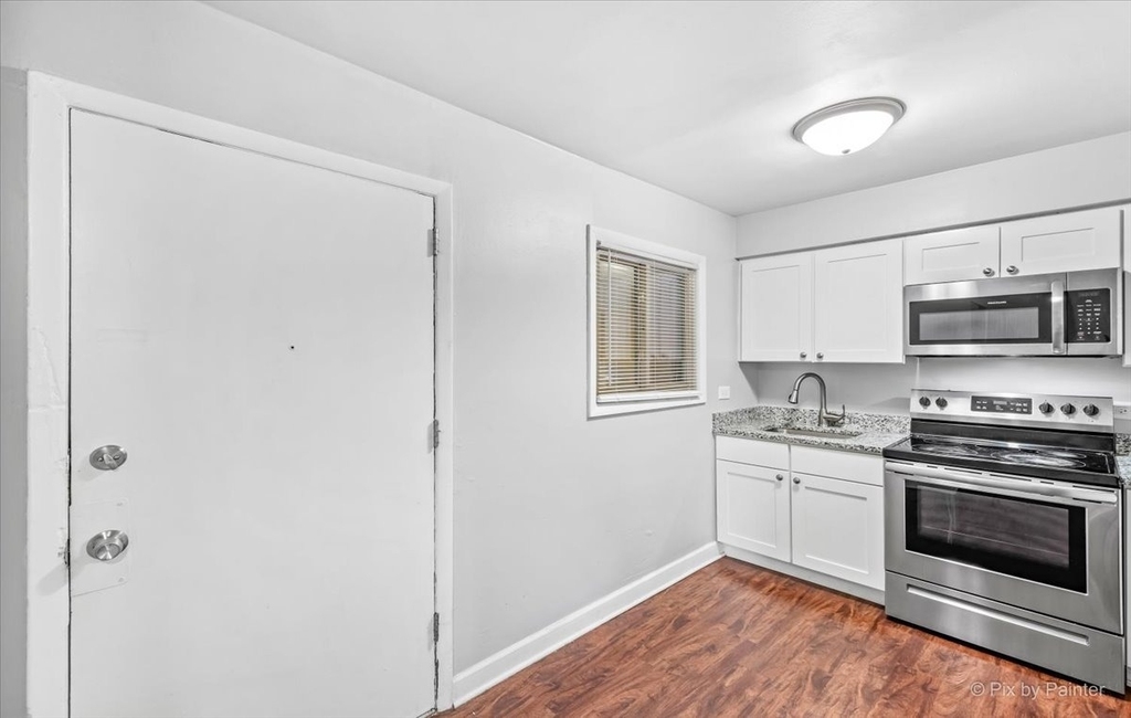 1080 N Wheeling Road - Photo 2