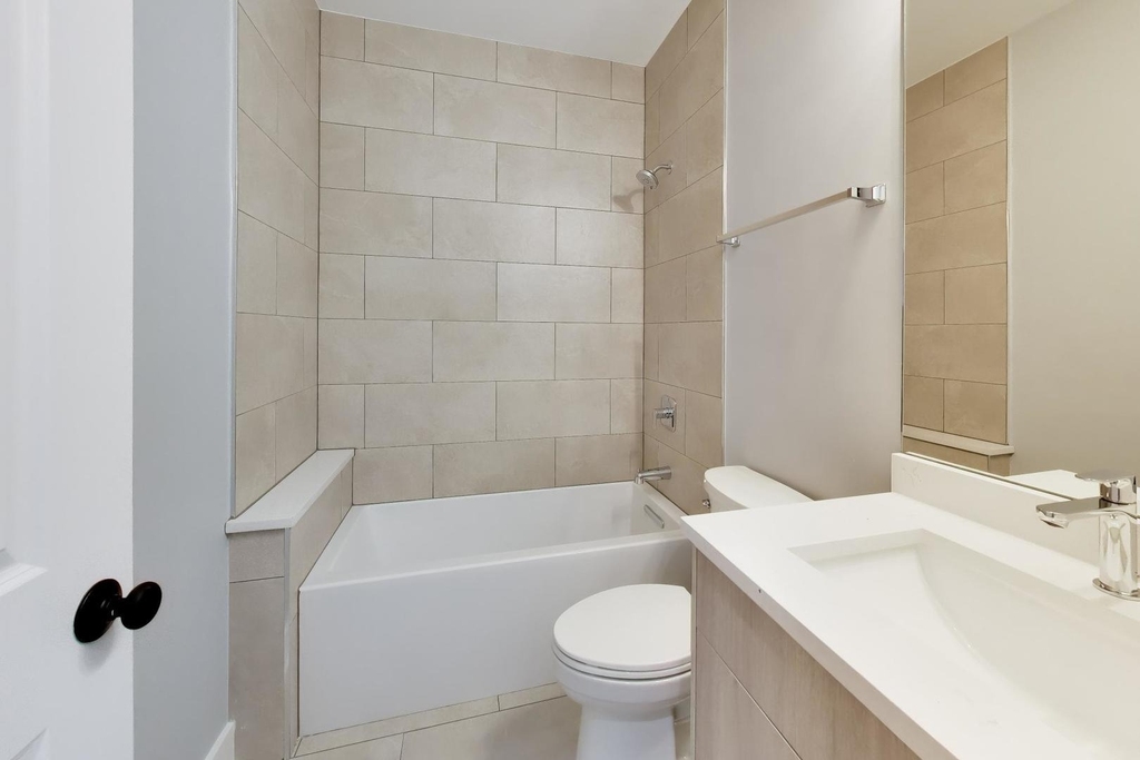 6548 S Maryland Avenue - Photo 15