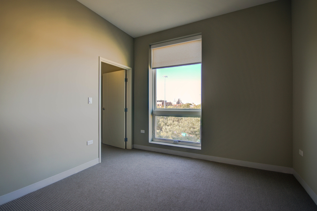 851 W Grand Avenue - Photo 5