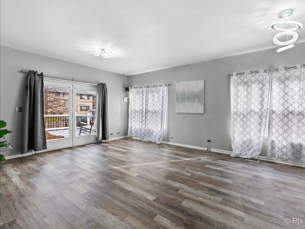4909 Spencer Avenue - Photo 9