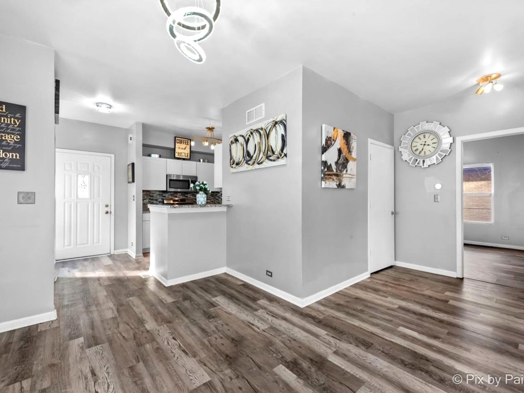 4909 Spencer Avenue - Photo 1