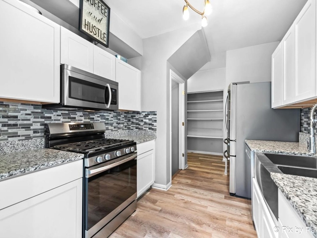 4909 Spencer Avenue - Photo 3